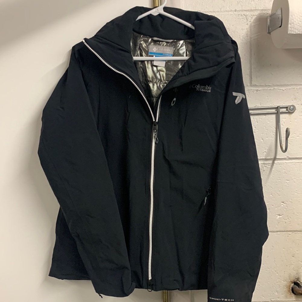 Columbia Women’s Winter Coat: Black Small